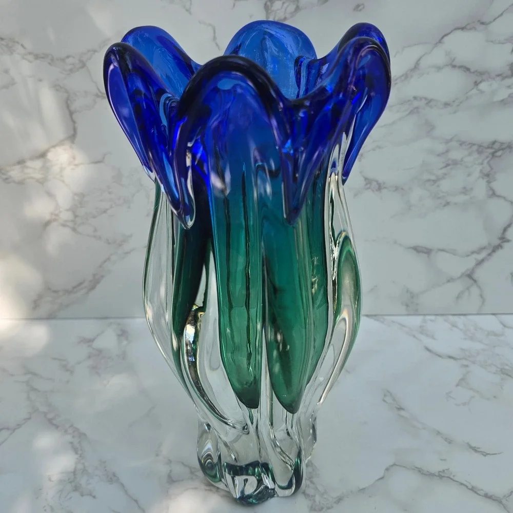 Royal Gallery Poland Art Glass Vase Blue Green Pulled Rim 1999 Federated 10 inch